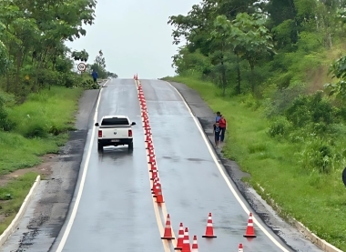 Trecho da BR-317 no Acre é liberado após erosão próxima a Epitaciolândia