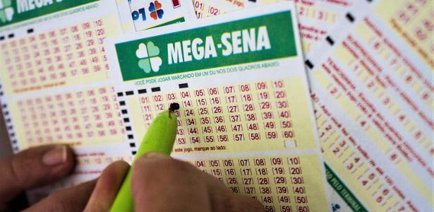 Leia mais sobre o artigo Mega-Sena pode pagar prêmio de R$ 7 milhões nesta quarta-feira