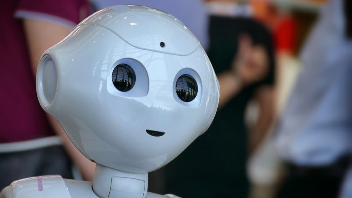 Leia mais sobre o artigo Estudo aponta que 55% das postagens pró-Bolsonaro foram feitas por robôs