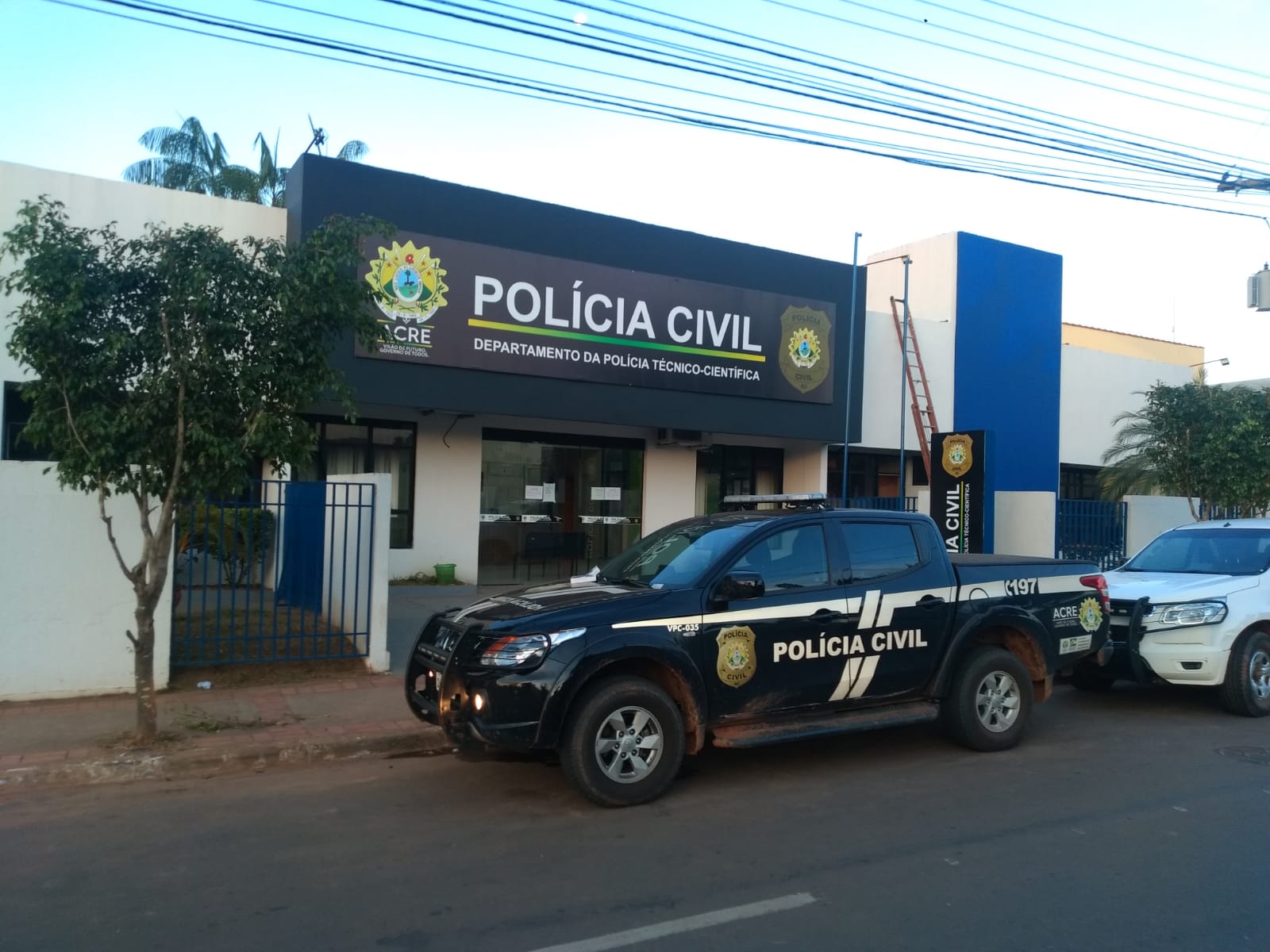 Leia mais sobre o artigo Homem é degolado no ramal Espinhara, zona rural do Bujari