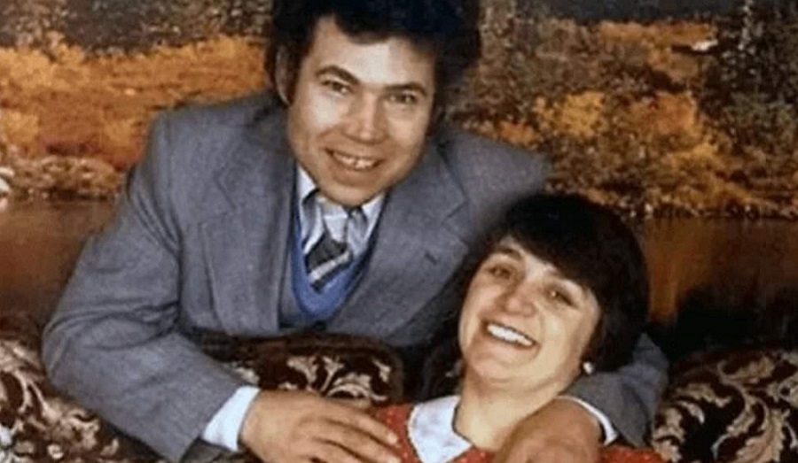 Leia mais sobre o artigo Rosemary e Fred West, o casal que o diabo uniu em matrimônio