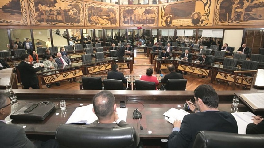 Read more about the article Deputados devem votar LOA e reforma administrativa nesta terça (22)