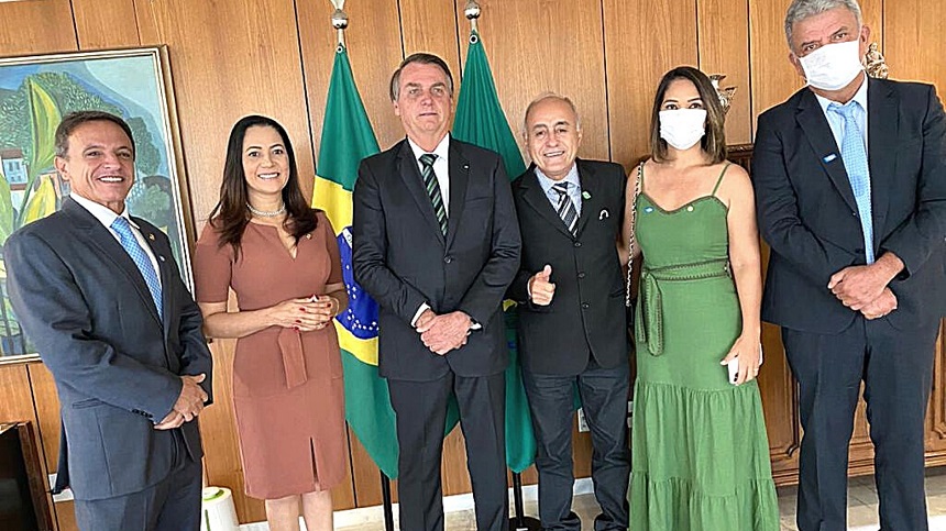 Leia mais sobre o artigo Bolsonaro recebe Bocalom e garante apoio à sua gestão em Rio Branco