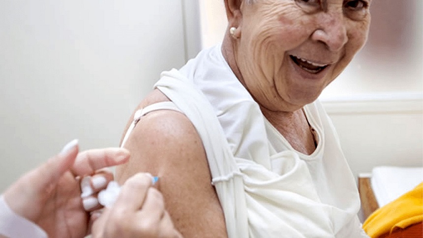 Leia mais sobre o artigo Semsa nega vacinação de idosos a partir de 70 anos em Rio Branco