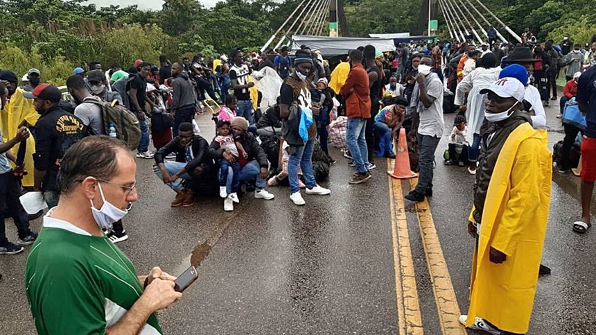 Leia mais sobre o artigo Sindcarnes prevê prejuízos e pede solução para crise migratória na fronteira