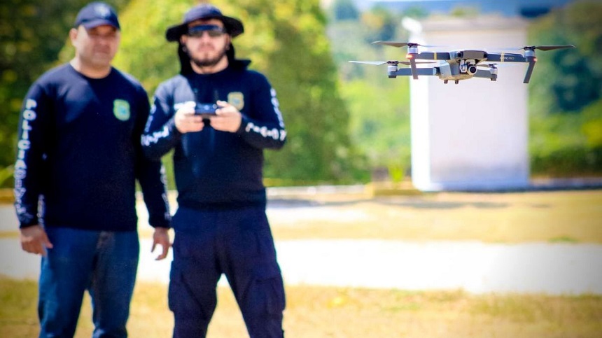 Read more about the article Com uso de drone, polícia prende acusados de tráfico no interior do Acre