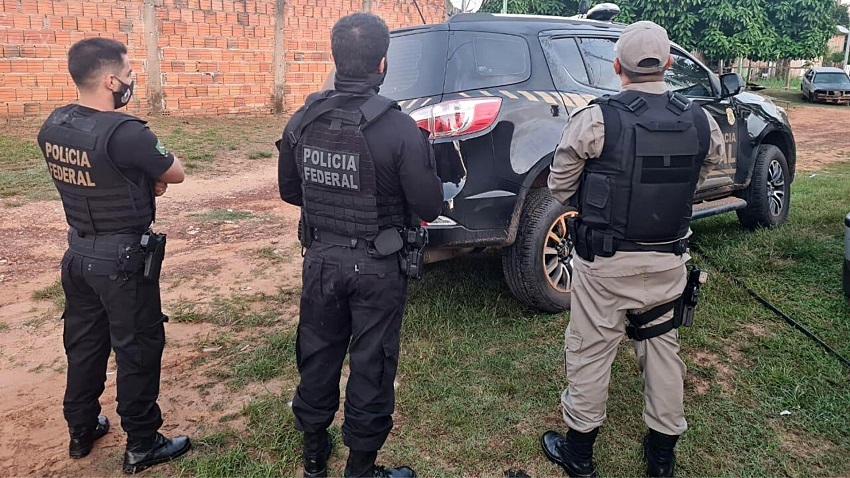 Leia mais sobre o artigo PF e PM prendem traficante suspeito de integrar facção criminosa no Acre