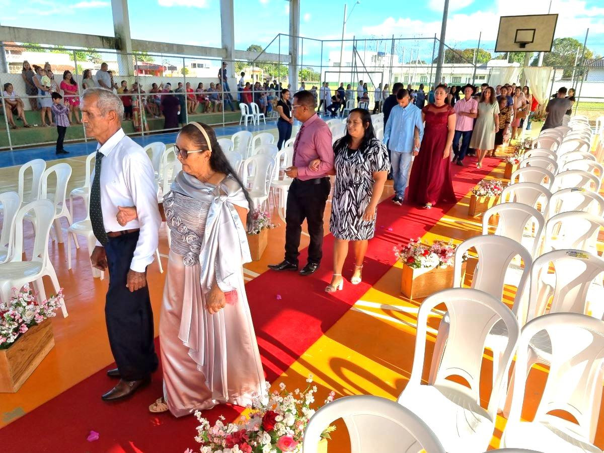 Read more about the article Acrelândia promove casamento coletivo de 45 casais