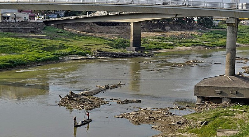 Leia mais sobre o artigo Seca atroz: Rio Acre atinge menor marca já registrada na história