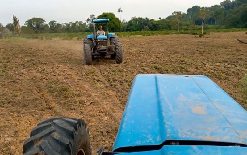 Leia mais sobre o artigo Prefeitura de CZS avança com mecanização agrícola na zona rural