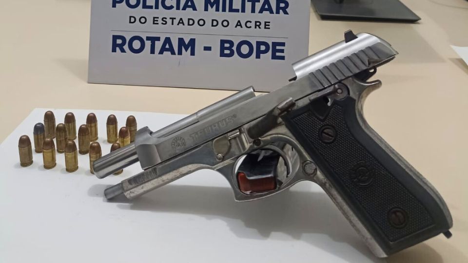 Leia mais sobre o artigo Parabéns pra você: PM prende homem com arma de fogo no dia do aniversário