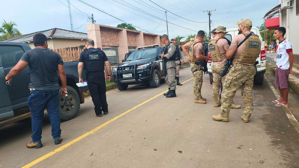 Leia mais sobre o artigo Polícia prende faccionados que torturaram mulher grávida no interior do Acre