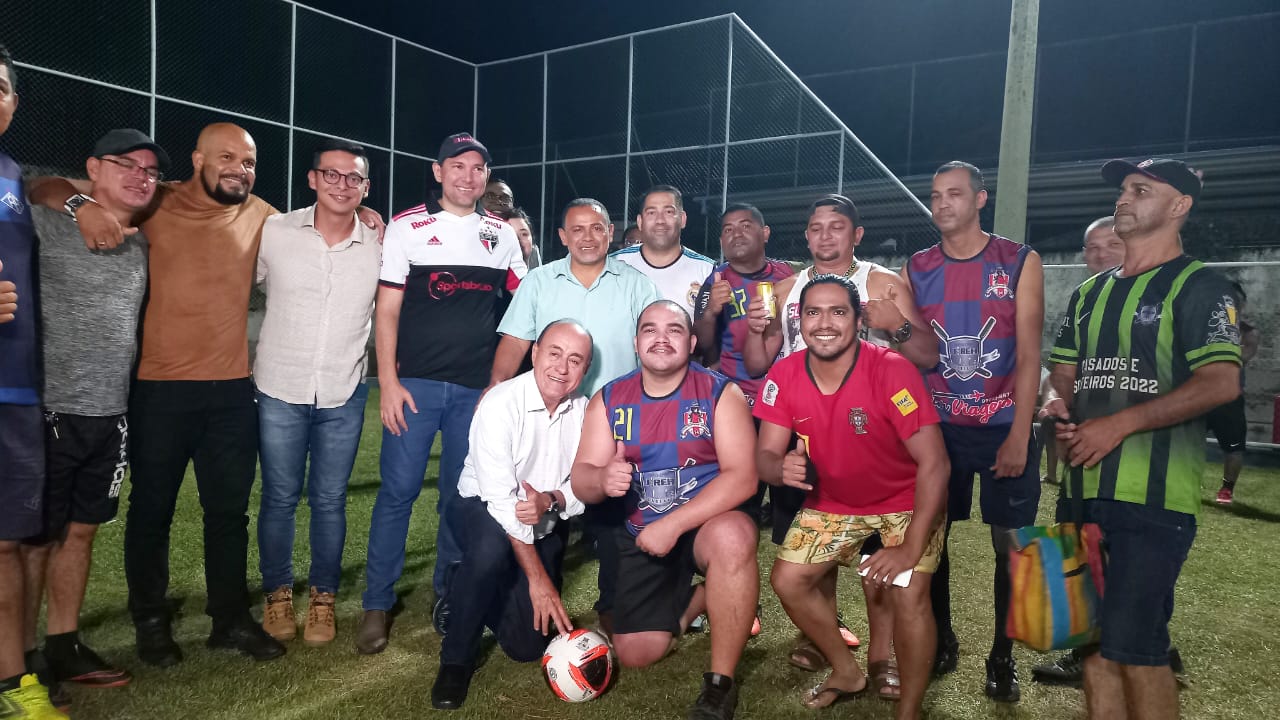 Leia mais sobre o artigo Prefeitura de Rio Branco reinaugura campo esportivo do Esperança I