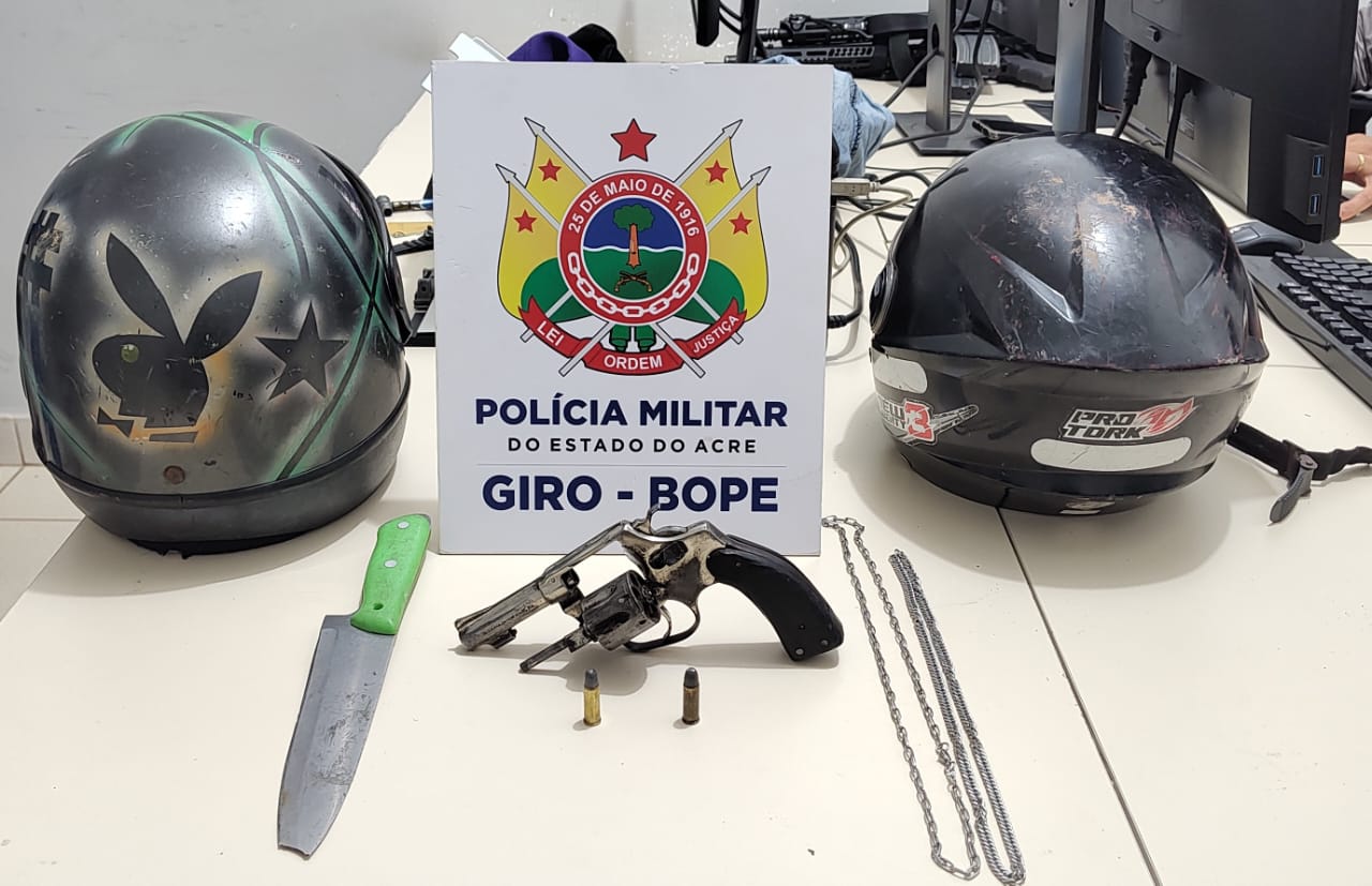 Leia mais sobre o artigo Giro captura foragido, apreende armas e moto roubada em RB