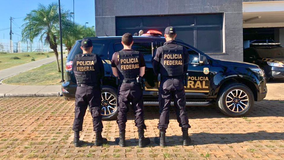 Leia mais sobre o artigo PF deflagra operação e prende suspeito de pedofilia em Rio Branco