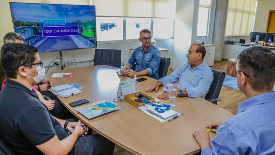 Leia mais sobre o artigo Bocalom apresenta Programa 1001 Dignidades ao Sebrae