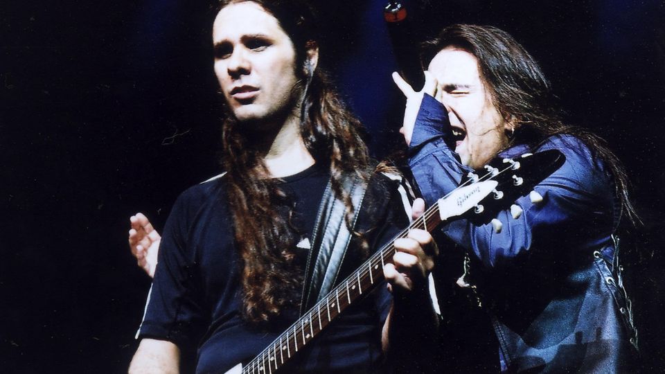 Leia mais sobre o artigo Ex-integrantes do Angra e Shaman se apresentam em Rio Branco nesta sexta