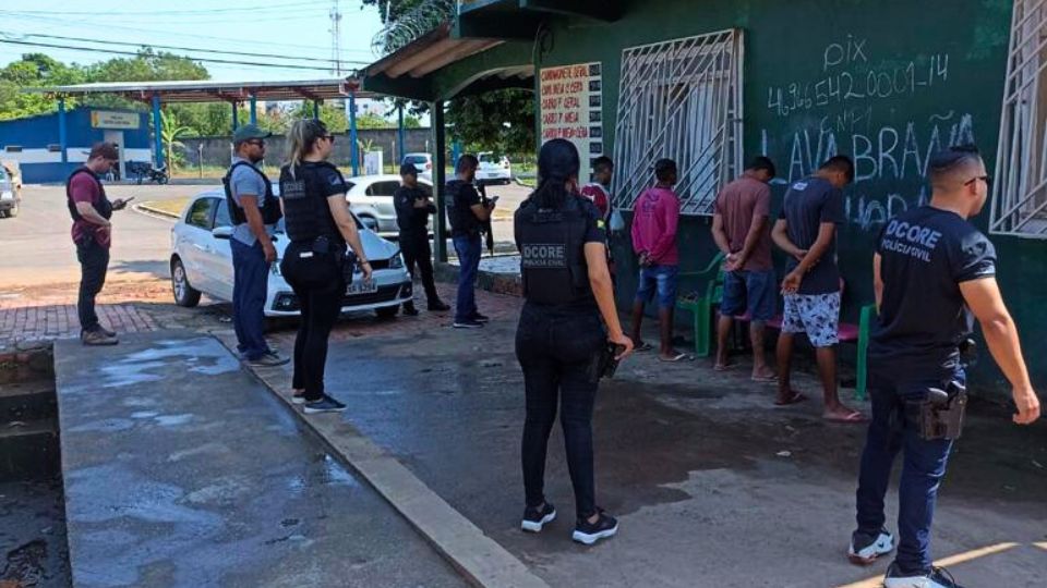 Leia mais sobre o artigo Polícia prende suspeito de usar lava jato para vender drogas no Manoel Julião