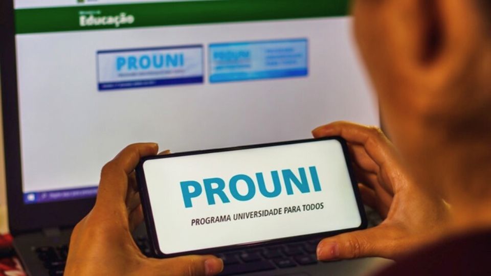 Leia mais sobre o artigo Termina hoje prazo para comprovar documentos do Prouni