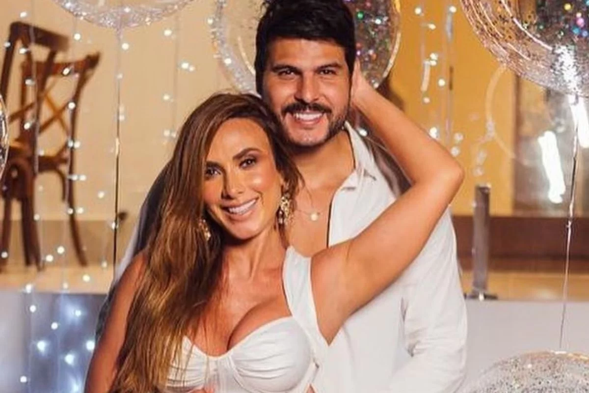 Leia mais sobre o artigo Marcelo Bimbi se declara ‘ex-hétero’ e Nicole Bahls ironiza