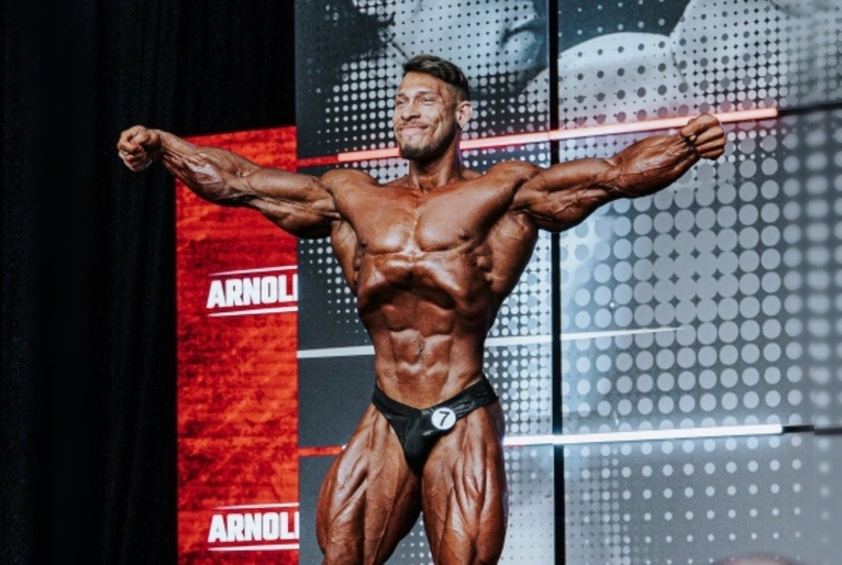 Leia mais sobre o artigo Fisiculturista acreano conquista 2° lugar no Mr. Olympia nos EUA