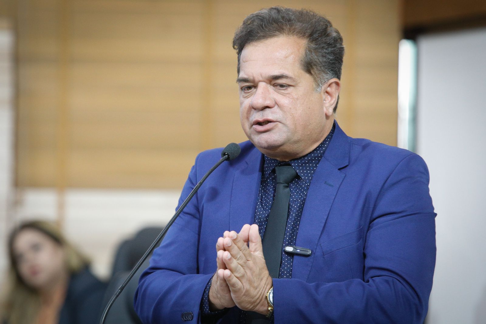 Leia mais sobre o artigo Marcus Cavalcante lamenta incidente de agressão a prefeito de Bujari