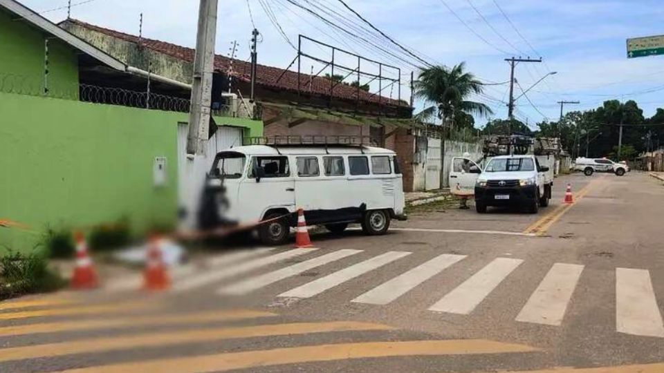 Leia mais sobre o artigo Motorista de Kombi passa mal e mata homem em Rio Branco