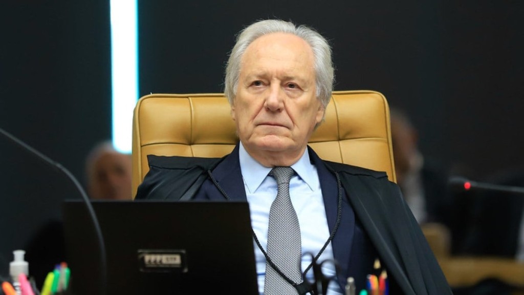 Leia mais sobre o artigo Ricardo Lewandowski entrega carta de demissão a Lula, dizem fontes