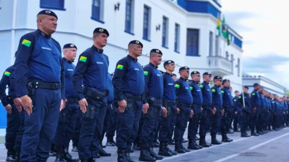 Leia mais sobre o artigo Mais de 50 policiais militares sobem de patente na primeira solenidade de 2024