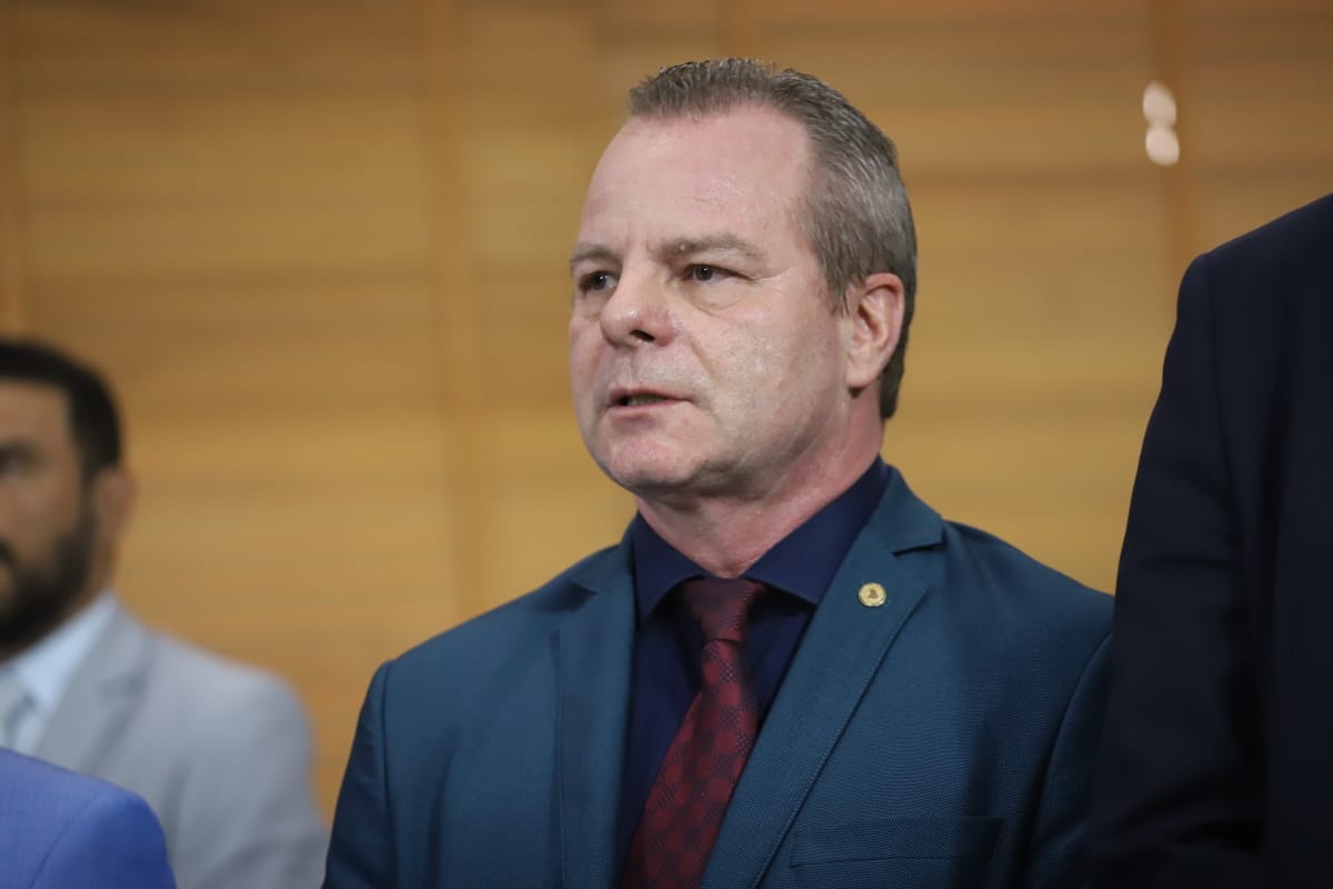 Leia mais sobre o artigo Longo nega que assumirá Segov com possível afastamento de Alysson