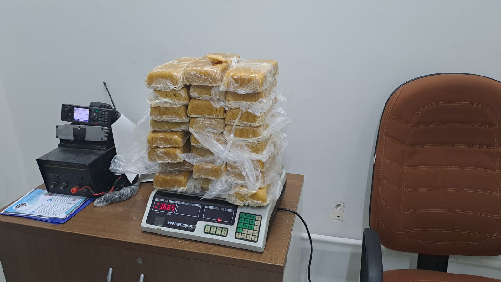 Leia mais sobre o artigo PM apreende droga avaliada em R$ 400 mil em casa abandonada no Acre