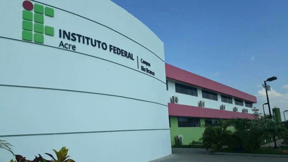 Leia mais sobre o artigo Pesquisa coloca Ifac como 2º instituto federal mais inovador do Brasil