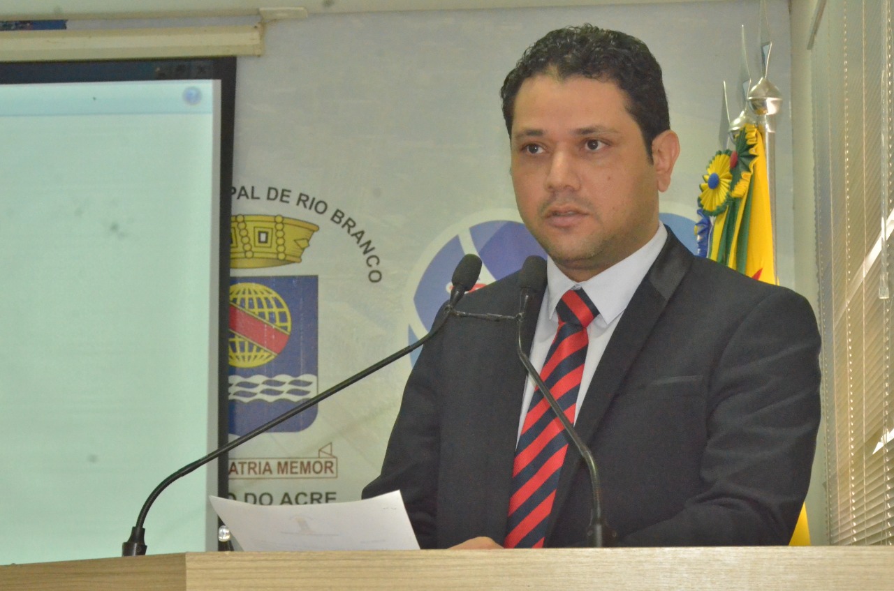 Leia mais sobre o artigo João Marcos Luz apresenta anteprojeto que reajusta o aluguel social