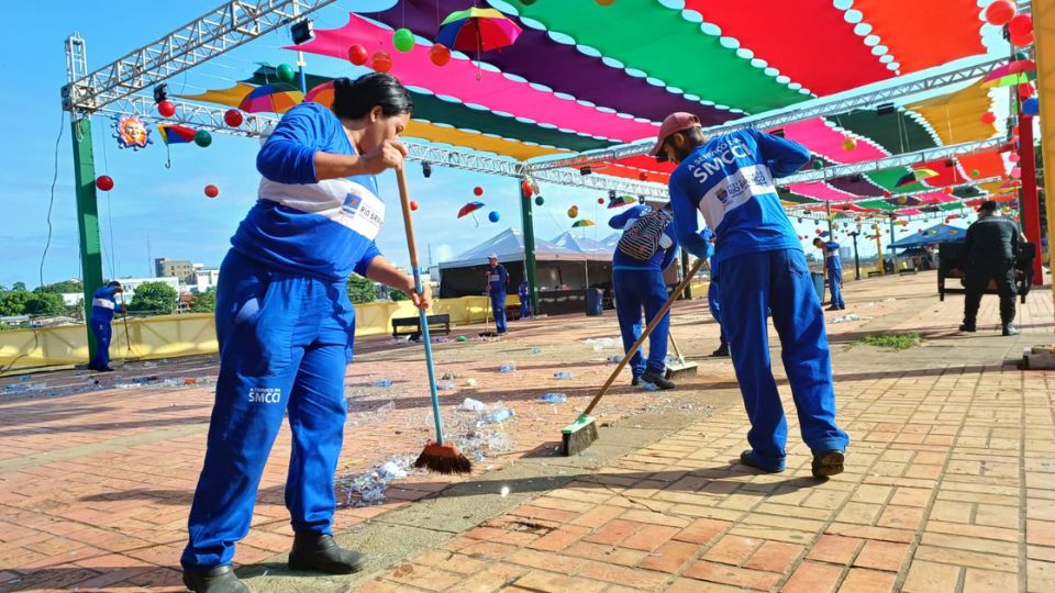 Leia mais sobre o artigo Mais de 20 toneladas de lixo são recolhidas no Carnaval