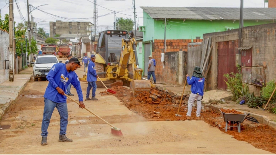 Leia mais sobre o artigo Asfalta Rio Branco inicia os serviços de pavimentação na regional da Floresta