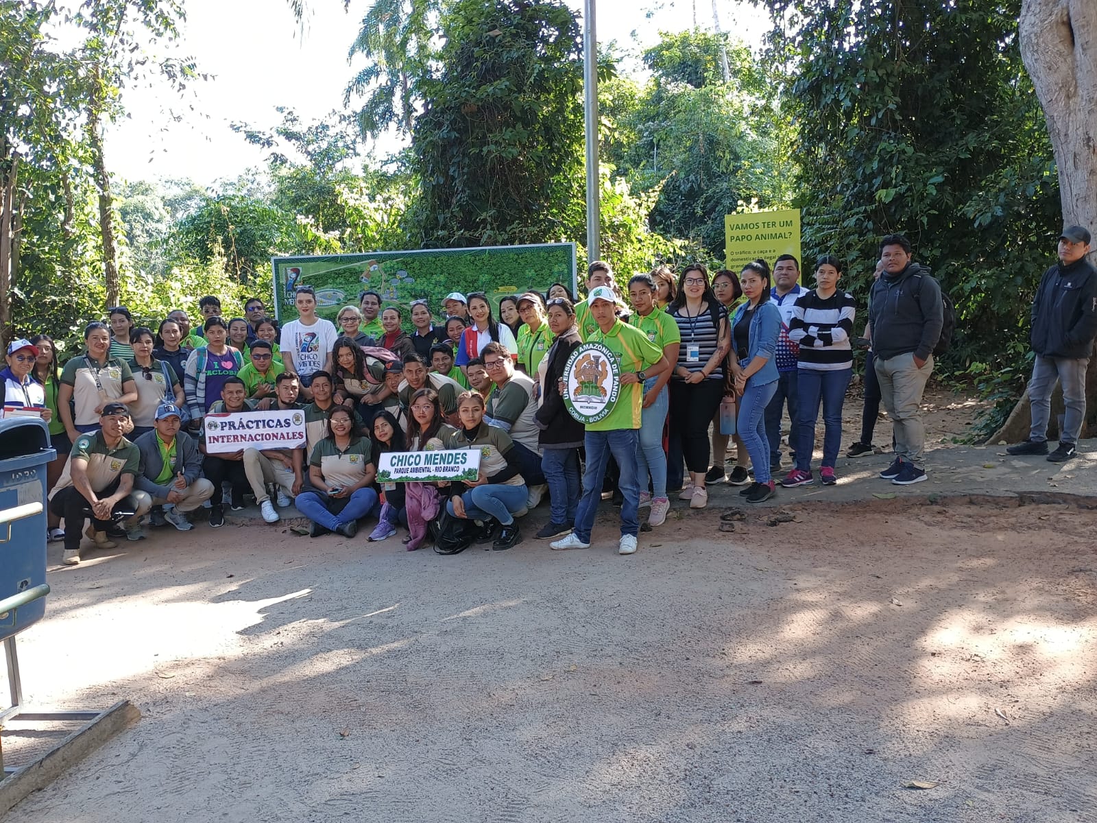 Leia mais sobre o artigo Parque Chico Mendes recebe visita de estudantes de Turismo da Universidade de Pando