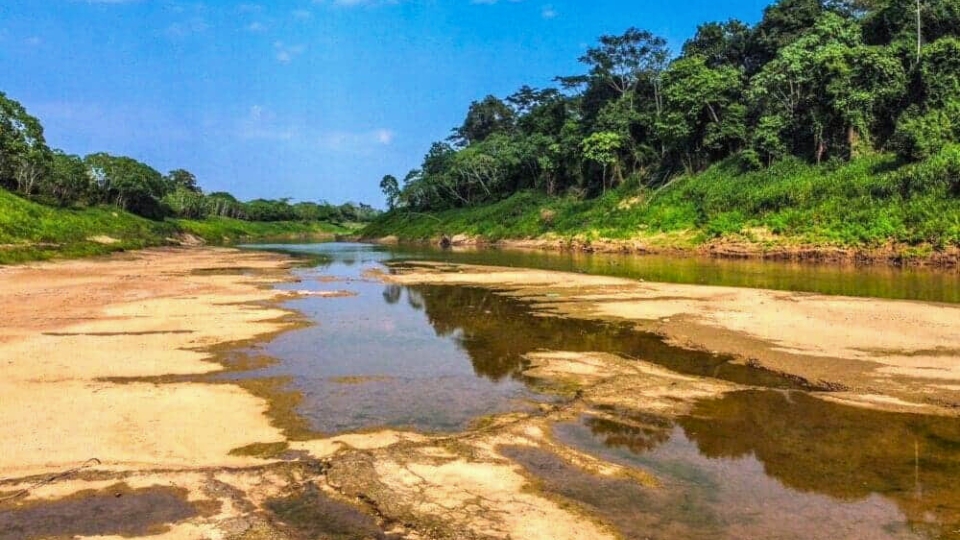 Leia mais sobre o artigo Seca do Rio Acre causa crise aguda nas comunidades rurais