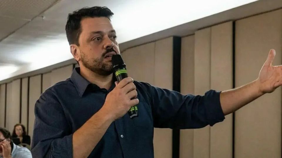 Leia mais sobre o artigo Negociações com governo avançam e médicos suspendem greve no Acre