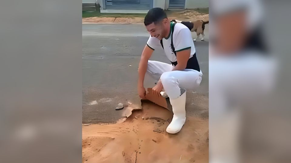 Leia mais sobre o artigo No interior, morador arranca com as mãos asfalto colocado pela prefeitura