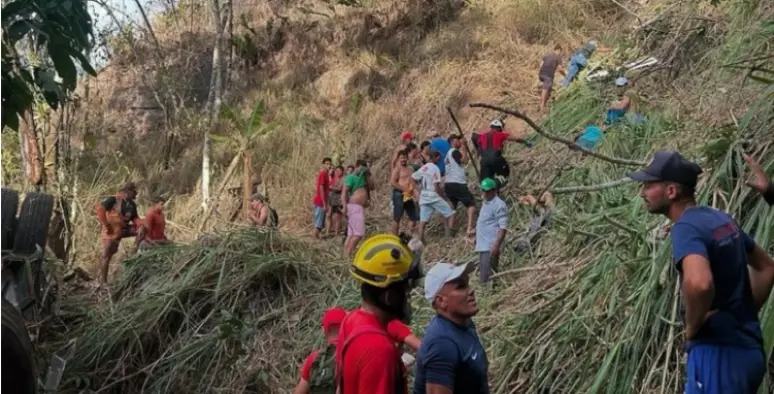 Leia mais sobre o artigo Sobe para 18 o número de pessoas mortas em acidente com ônibus em Alagoas