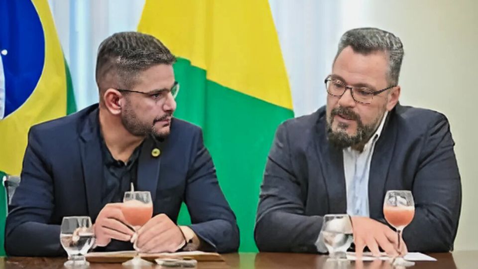 Leia mais sobre o artigo Gladson faz ‘degola’ na turma de Alan Rick após Mailza anunciar candidatura