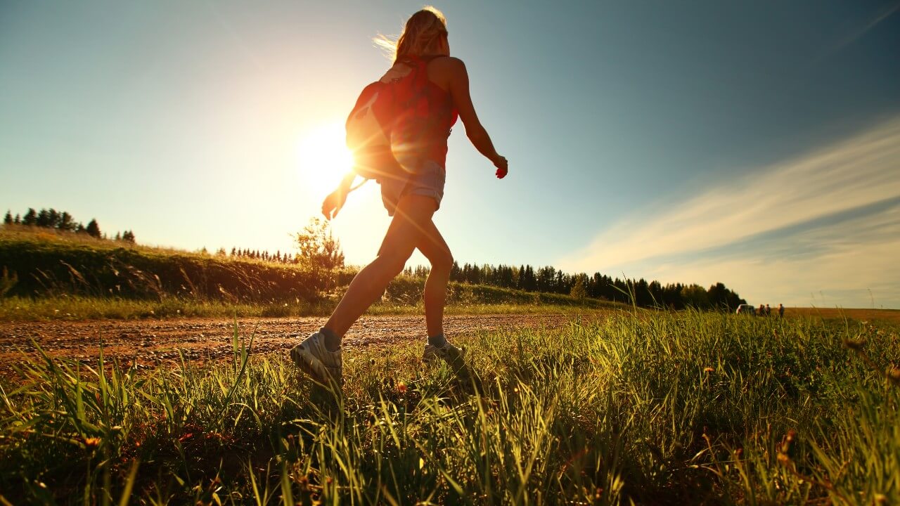 Leia mais sobre o artigo Caminhar não significa andar; entenda as maiores diferenças