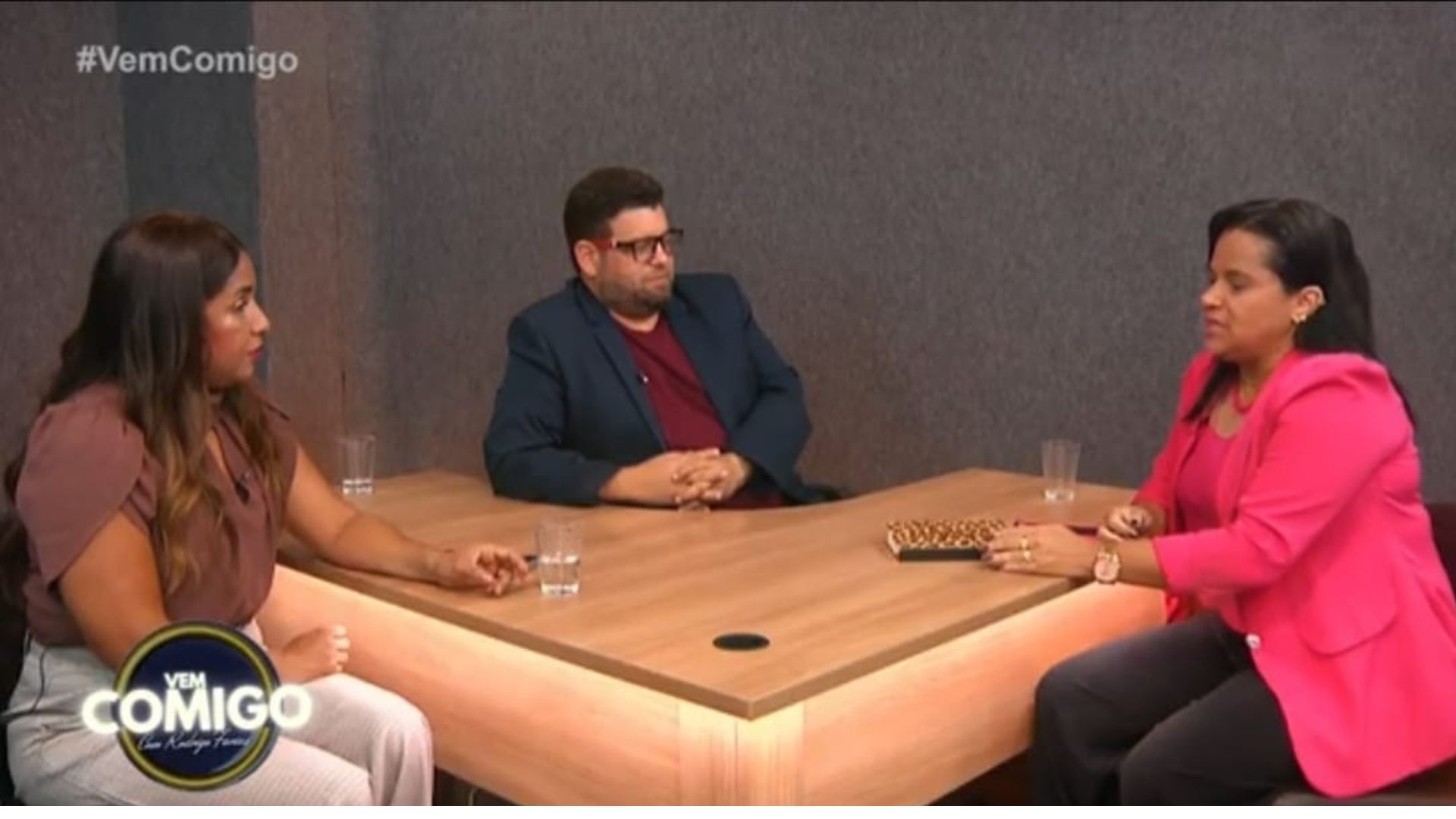Leia mais sobre o artigo Vem Comigo debate sobre as dificuldades enfrentadas pelas mulheres no jornalismo; assista