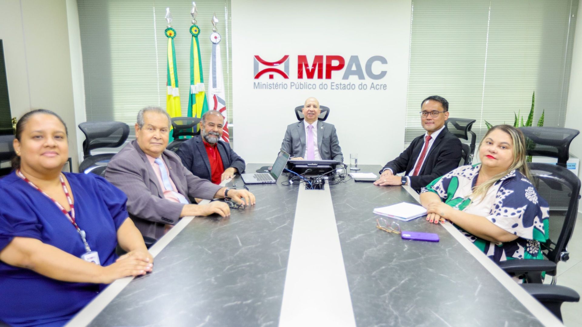 Leia mais sobre o artigo MPAC alinha criação de núcleo voltado à proteção e defesa dos direitos dos animais