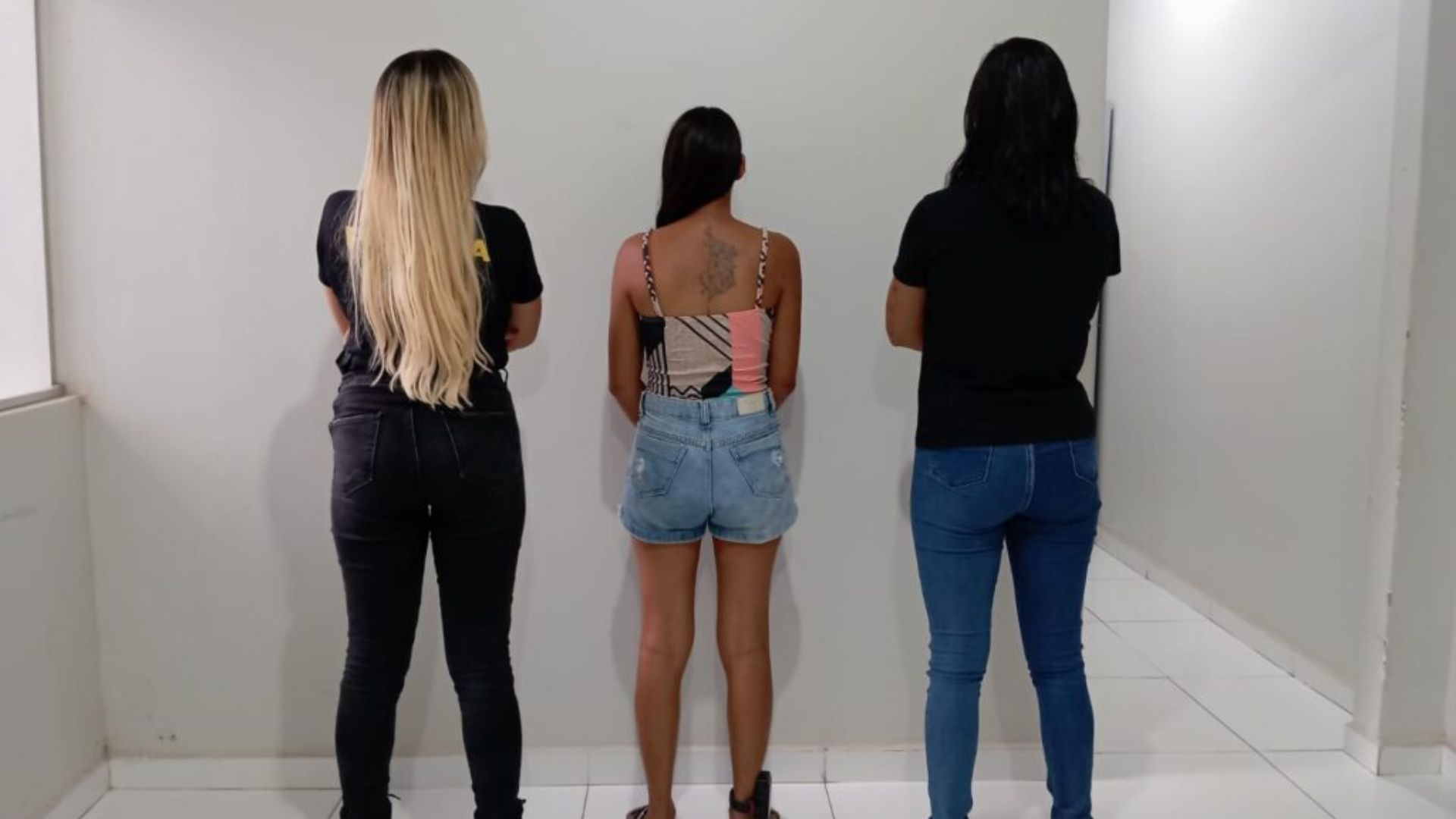 Leia mais sobre o artigo Mulher é presa por roubo de máquina agrícola na fronteira