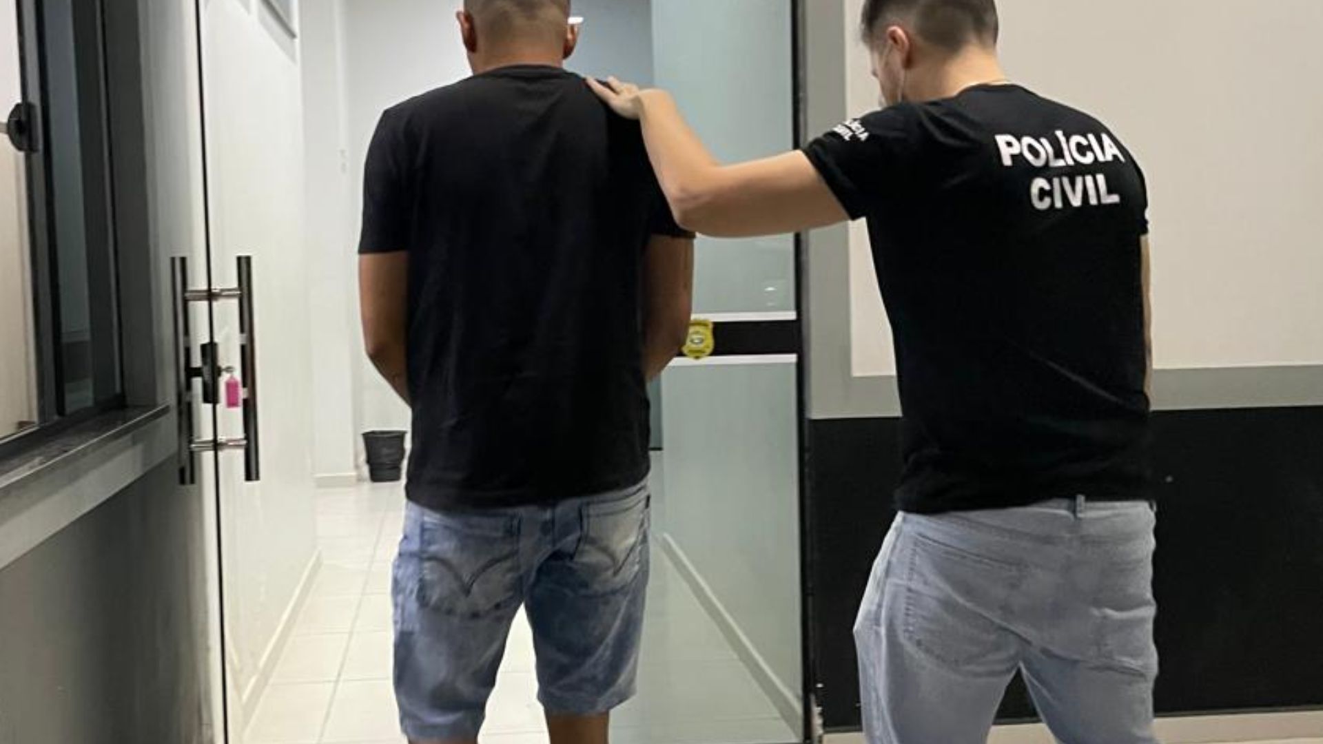 Leia mais sobre o artigo Homem é preso por invadir casa e violar medida judicial