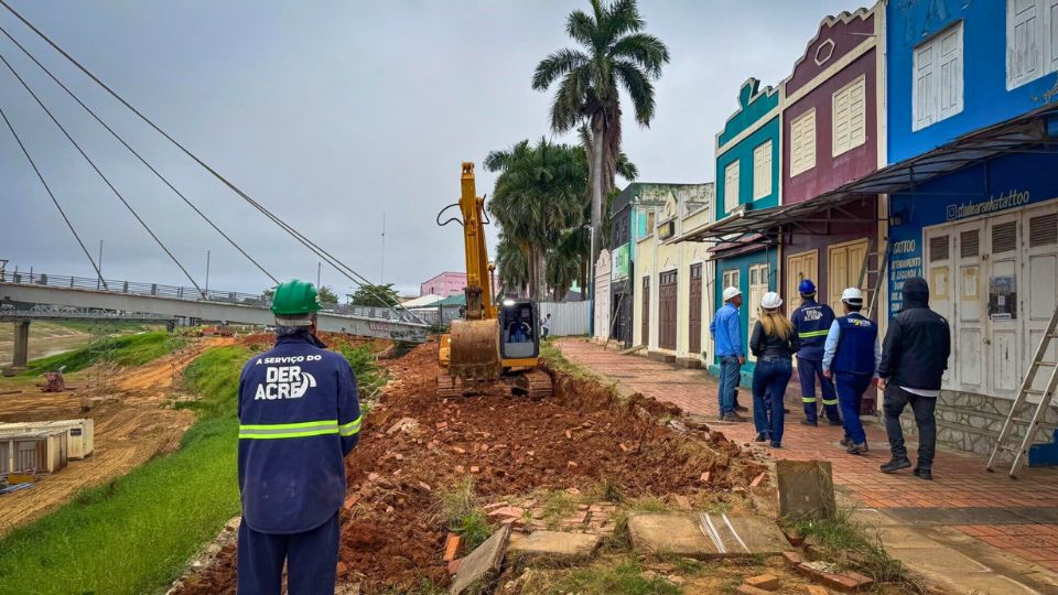 Leia mais sobre o artigo Governo acelera obras na passarela Joaquim Macedo, em Rio Branco