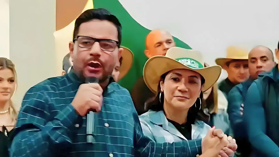 Leia mais sobre o artigo Gladson Cameli exalta Mailza Assis e reforça aliança para 2026: “Vão perder feio”