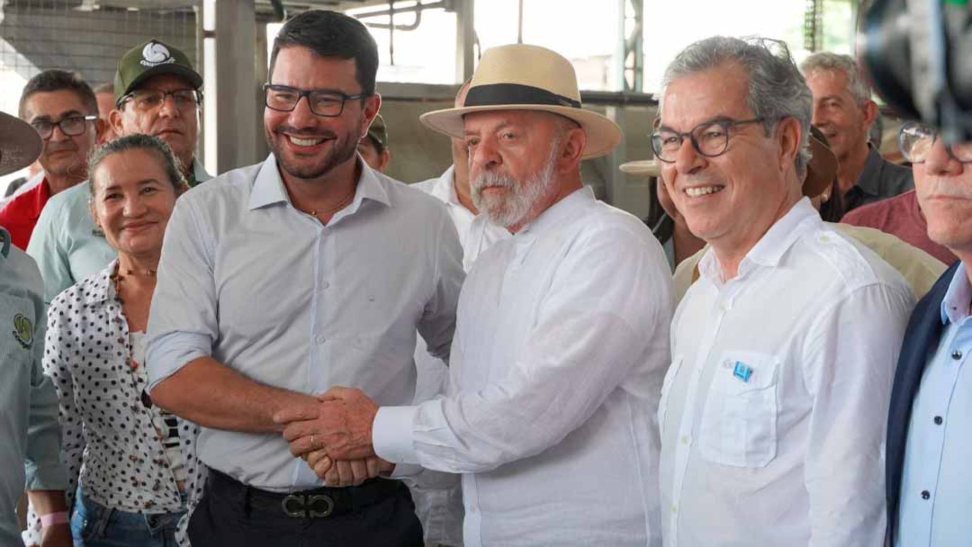 Leia mais sobre o artigo Lula, Cameli e Viana se juntam para anúnciar investimento bilionário no Acre