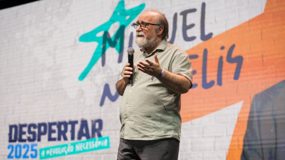 Leia mais sobre o artigo IA é uma das maiores ciladas que a humanidade já produziu, diz neurocientista